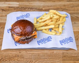 Podwójny cheeseburger (zestaw)