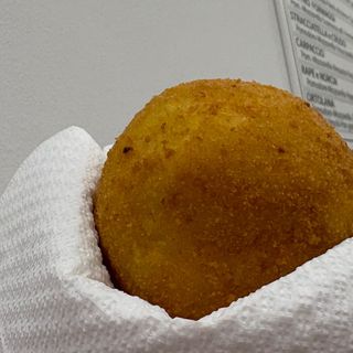 Arancini funghi e salsiccia 