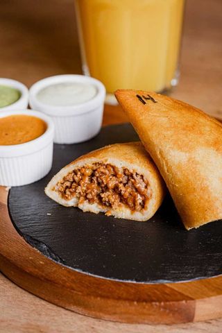 Empanada de Molida Picante