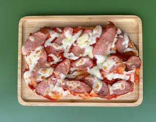 Margherita con Wurstel