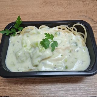 Spaghetti Serowe z brokułem małe 400g