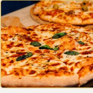 Pizzas La Moda (Mediana)