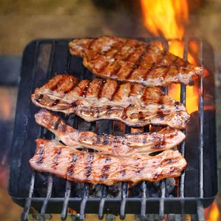 Свинско ребро (200г)