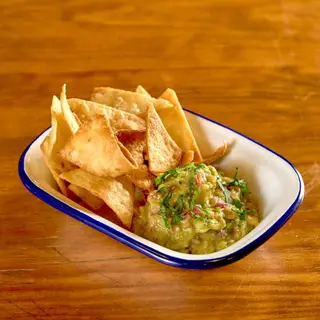 Nachos com Guacamole