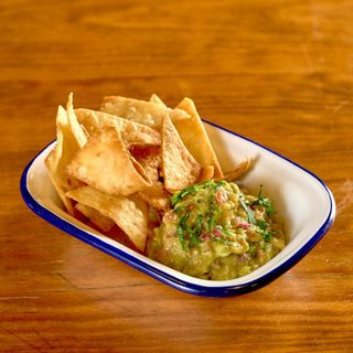 Nachos com Guacamole