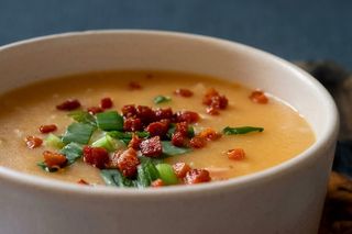 Caldo de Mandioca com Bacon
