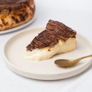 PORCIÓN RELLENITA CHEESECAKE