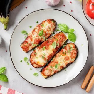 832 Berenjena rellena de carne