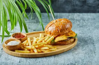 Double Poulet Panée Burger