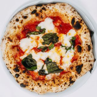 Pizza margherita