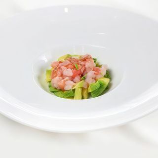 R5. Tartar gambero crudo