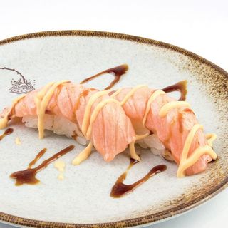 179.Nigiri sake flambè