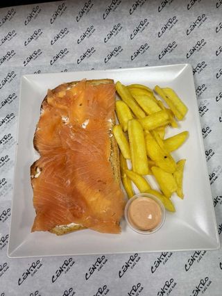 Tosta Salmón y Philadelphia