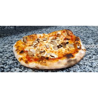 35. Pizza funghi porcini