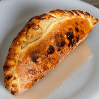 Caltzone tip Capriciosa
