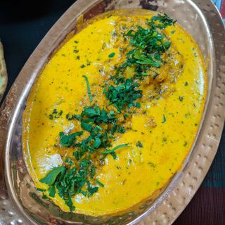 Czosnkowe curry z krewetkami