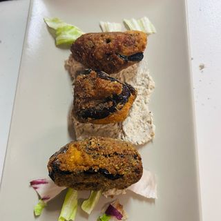 7. Melitsanoburekakia