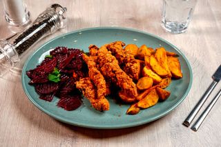 Meniu cu șnițel de porc