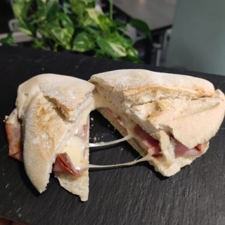 Bocadillo Mixto (Pequeño)