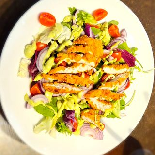 Sałatka ze Stripsami