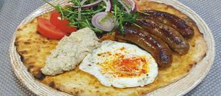 Наденички от младо телешко върху домашна пърленка (580г)