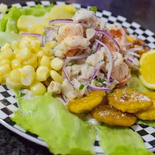 Ceviche Peruano Mixto