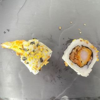 Happy Dragon Roll (8 Uds.)