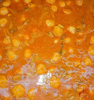Albóndigas de pollo con tomate