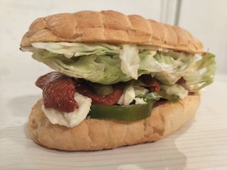 Pagnottella tricolore