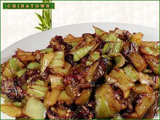 Патладжан с пресни чушки
