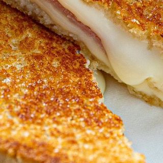 Tosta Mista de Queijo e Fiambre