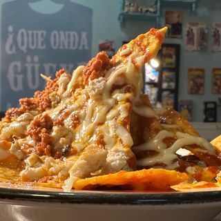 Nachos Resacosos 