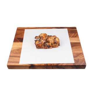 Połówka soczystego kurczaka z rożna w soczystej marynacie