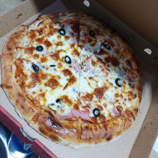 Пица Капричоз