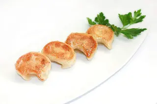 Gyoza griglia 4PZ + Lattina Coca-Cola