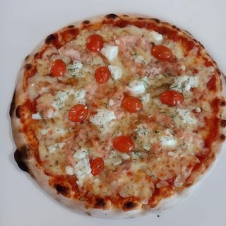 Pizza Salmone (30 Cm.)