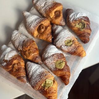 Croissant relleno