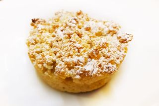 Sbrisolona con mele caramellate