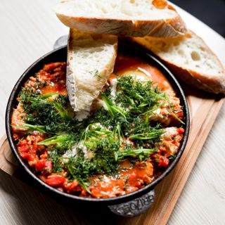 Шакшука з креветкою