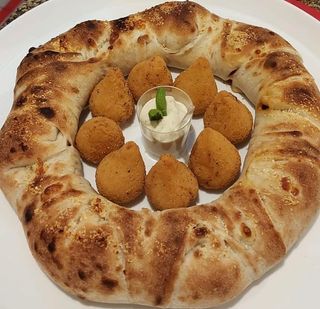 Pizza Guirlanda Mozzarela e Fiambre + Coca Cola 1  litro