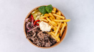 Wołowina-jagnięcina na talerzu