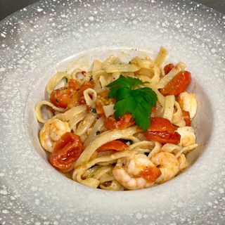 Tagliatelle cu creveți 