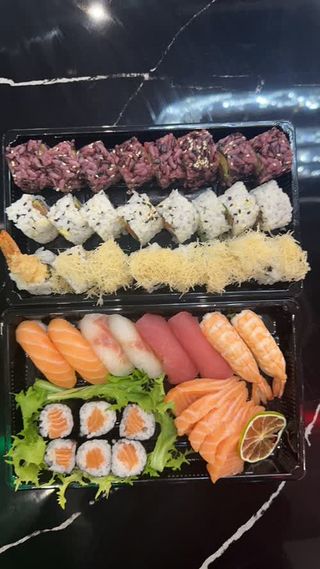 1002. Sushi box - 43 pezzi