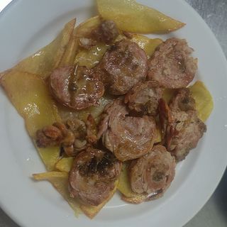 Madejas Con Cama De Patata (Ración)