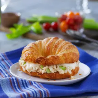 Croissant De Atún