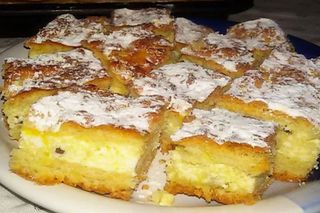 Placinta cu branza dulce si stafide