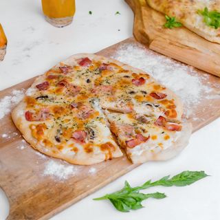 Pizza Carbonara