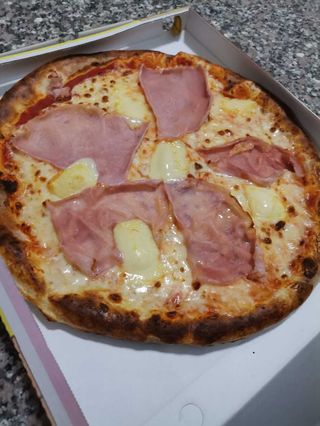 38-Pizza cotto e Gorgo