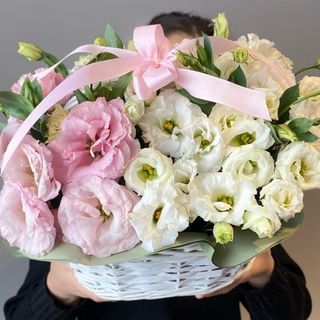 Композиция Калейдоскоп из лизиантусов