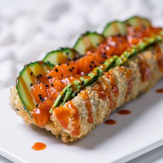 Суші Ролл-дог з лососем (250г)